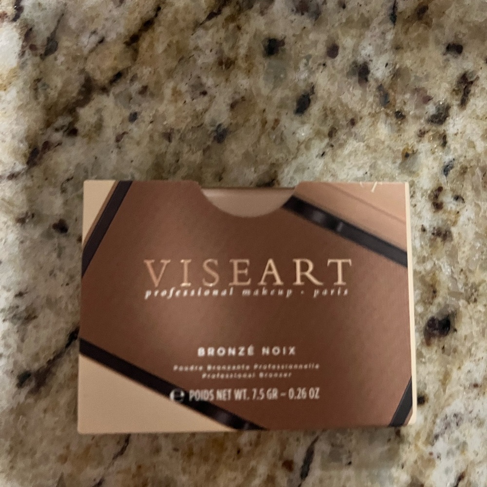 New in box Viseart Bronze Noix